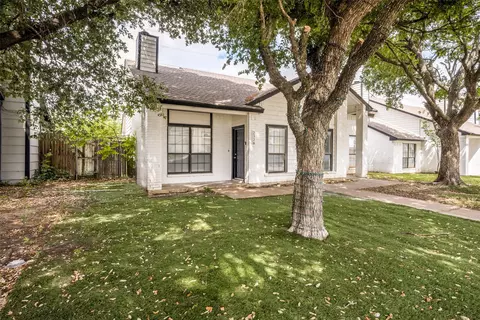 2328 Sherry St, Arlington, TX 76014