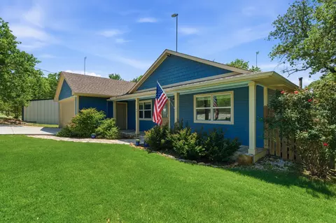 232 El Lago Rd, Chico, TX 76431