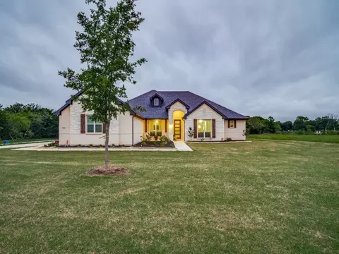 3940 Vista Oak Dr, Royse City, TX 75189