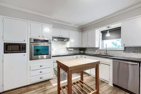 405 College Ave, Keller, TX 76248