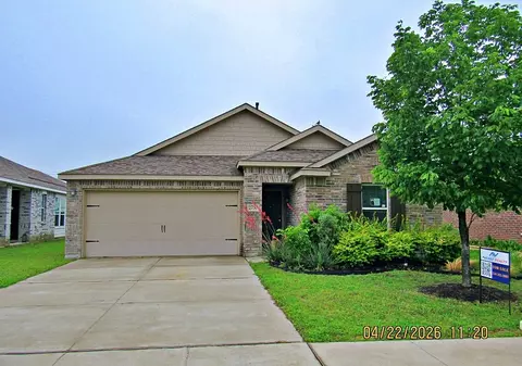 2757 Tobias Ln, Aubrey, TX 76227