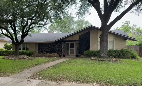 2137 Sea Island Dr, Dallas, TX 75232