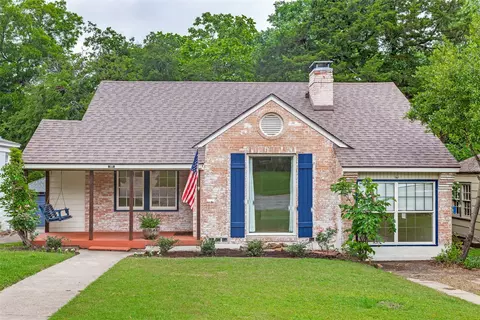 7011 Hammond Ave, Dallas, TX 75223