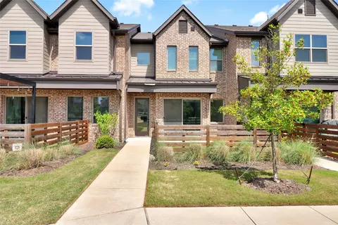 7317 Concha Dr, Grand Prairie, TX 75054