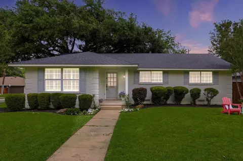 406 Saint Lukes Dr, Richardson, TX 75080