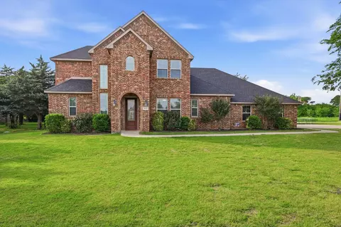 160 Kelly Dr, Waxahachie, TX 75167