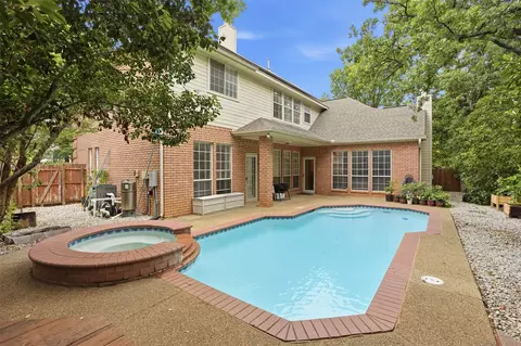 3105 Andrew Ct, Bedford, TX 76021