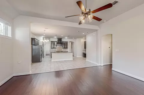 6723 Capistrano St, Irving, TX 75039