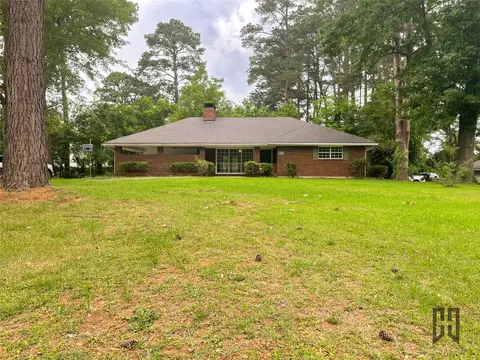 702 Browning Dr, Springhill, LA 71075