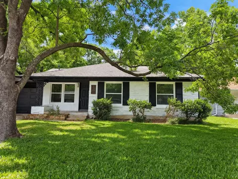 3217 Santa Teresa Ave, Dallas, TX 75228