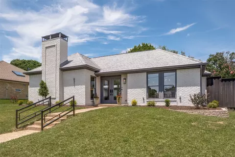 6311 Black Berry Ln, Dallas, TX 75248