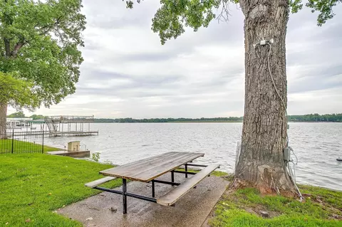 390 Driftwood Ct #3B-1, Azle, TX 76020