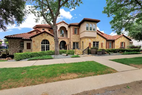 2417 Hollow Hill Ln, Lewisville, TX 75056