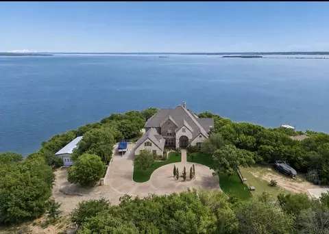 826 Cimmarron Bay Dr, Runaway Bay, TX 76426