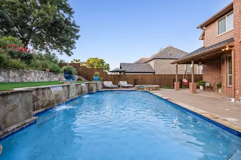 Exterior - 1007 Native Trl, Heath, TX 75032 photo 5 of 7