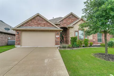 2100 Sierra Pelada Dr, Fort Worth, TX 76131