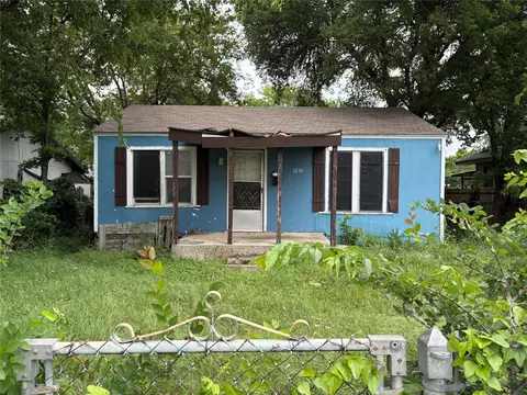 3216 N Houston St, Fort Worth, TX 76106
