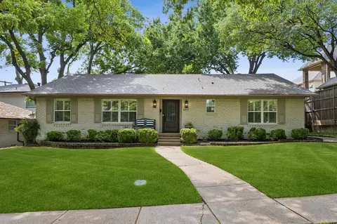 8917 Fenchurch Rd, Dallas, TX 75238