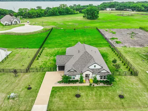 1010 Moon Deck Trl, Lucas, TX 75002