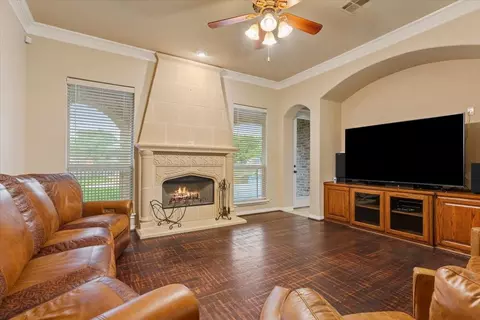 Living - 7 Lone Star Dr, Waco, TX 76708 photo 1 of 3