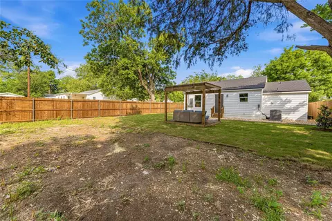 Exterior - 2732 Mckenzie Ave, Waco, TX 76708 photo 6 of 6