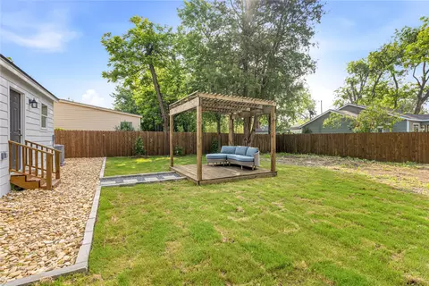 Exterior - 2732 Mckenzie Ave, Waco, TX 76708 photo 5 of 6