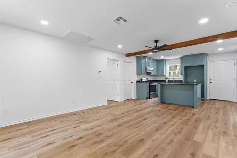 Living - 2732 Mckenzie Ave, Waco, TX 76708 photo 1 of 3