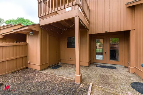 3462 Bayou Crossing Dr, Shreveport, LA 71105