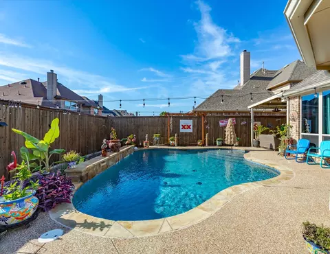 1704 Yarmouth Ln, Mansfield, TX 76063