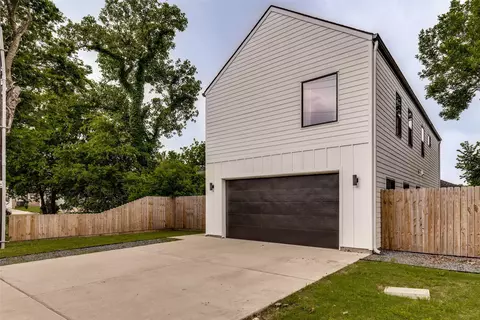 3308 Houston St, Greenville, TX 75401