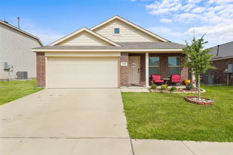1005 Crestview Dr, Hutchins, TX 75141
