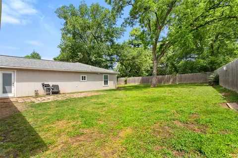 245 Parkins St, Sulphur Springs, TX 75482
