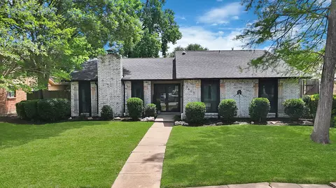 3402 Scott Dr, Rowlett, TX 75088