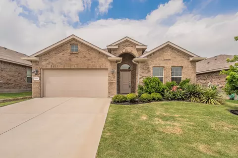 1212 Bosque Ln, Weatherford, TX 76087