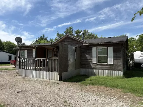 720 Bluebonnet Ln, Palmer, TX 75152
