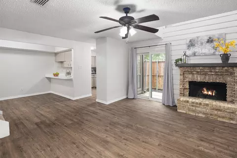 333 Melrose Dr #22D, Richardson, TX 75080