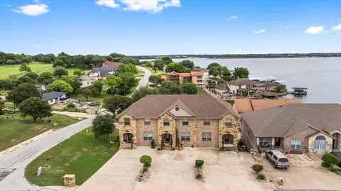 5250 Country Club Dr #Q, Granbury, TX 76049