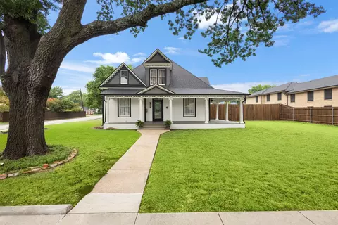 514 W Marvin Ave, Waxahachie, TX 75165