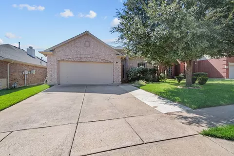 5813 Fathom Dr, Fort Worth, TX 76135