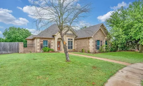 1021 Boldmere, Woodway, TX 76712