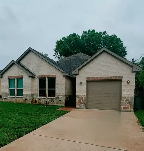 2139 Lea Crest Dr, Dallas, TX 75216