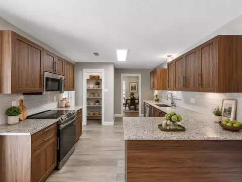 1400 Crescent Dr, Sherman, TX 75092