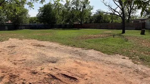 1617 Delano St, Abilene, TX 79601