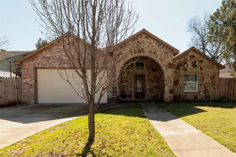 3014 Falls Dr, Dallas, TX 75211