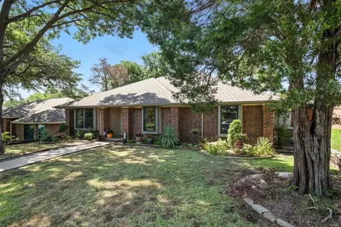 9128 Sweetwater Dr, Dallas, TX 75228
