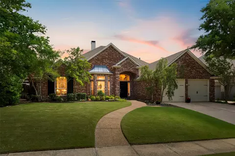 15 Center Ct, Heath, TX 75032