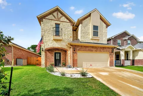 6622 Windward View Dr, Rowlett, TX 75088