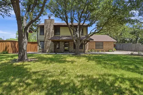 212 Hickory Ln, Hickory Creek, TX 75065