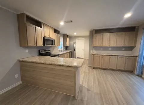 198 Post Oak Dr, Whitney, TX 76692