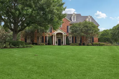 3109 Shadow Dr W, Arlington, TX 76006